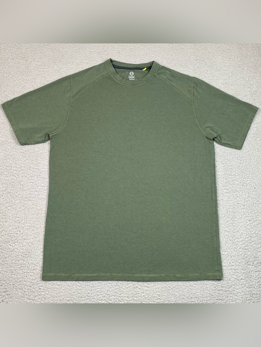 Tasc Performance T Shirt Men's Size L Green Bamboo Blend Short Sleeve Athletic